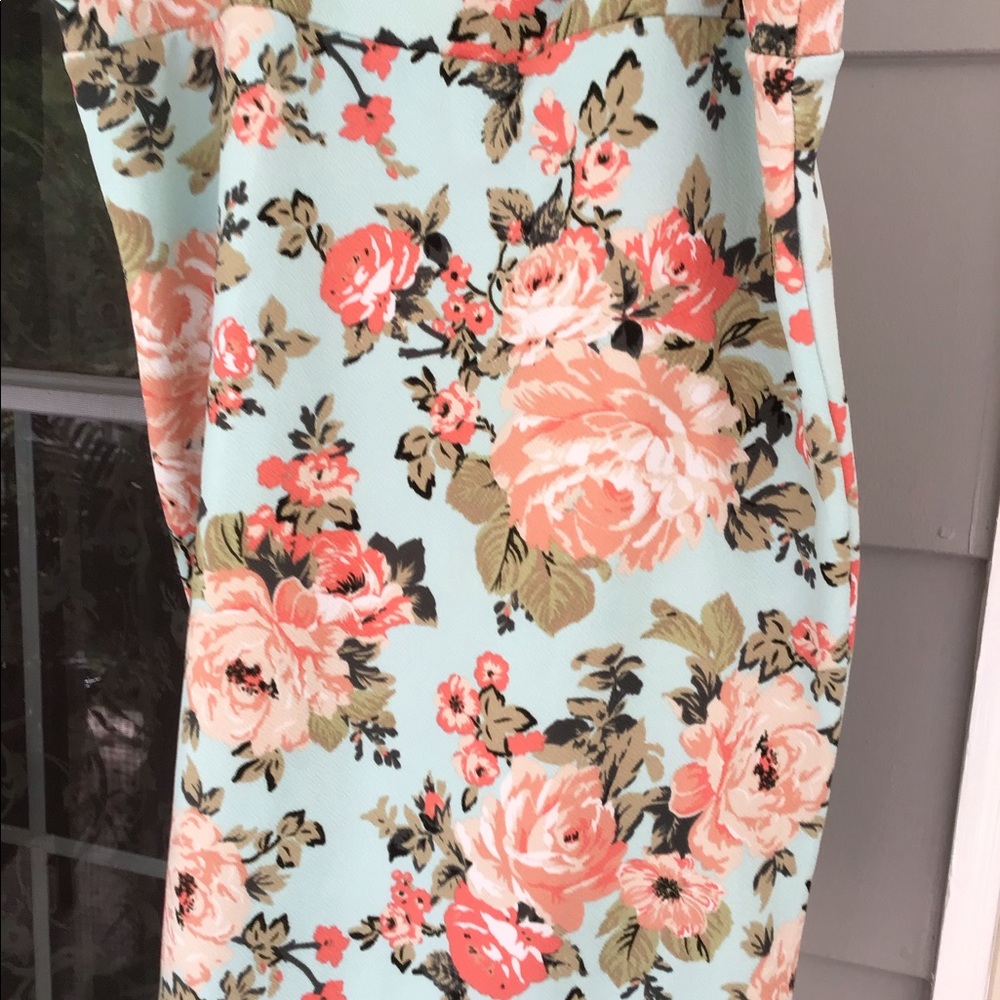 woman acacia aqua colored floral pencil straight skirt size 3x fits like XL EUC - Picture 7 of 9
